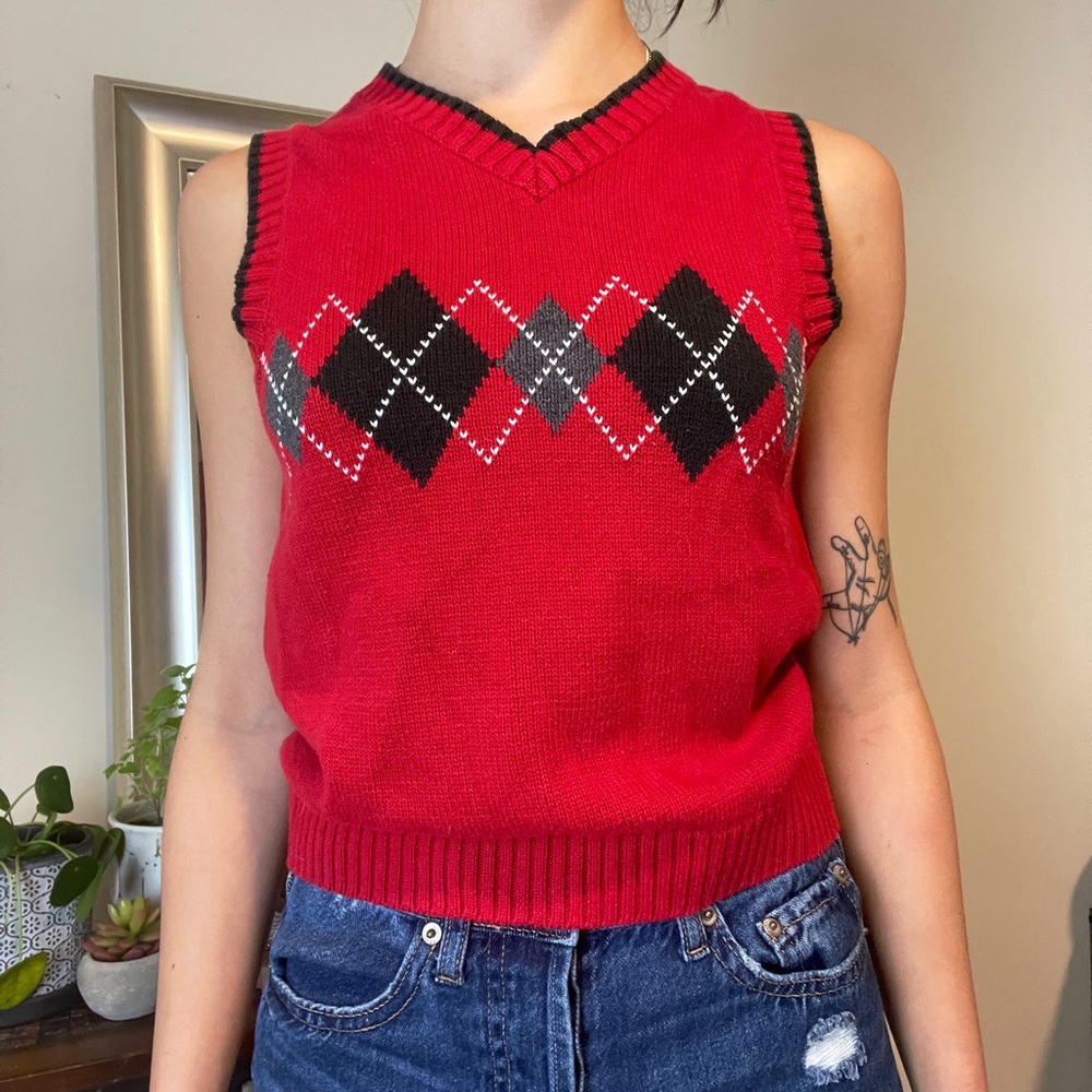 Lil red vest, original sizing is for kids (M 7-8) brand is Class Club.